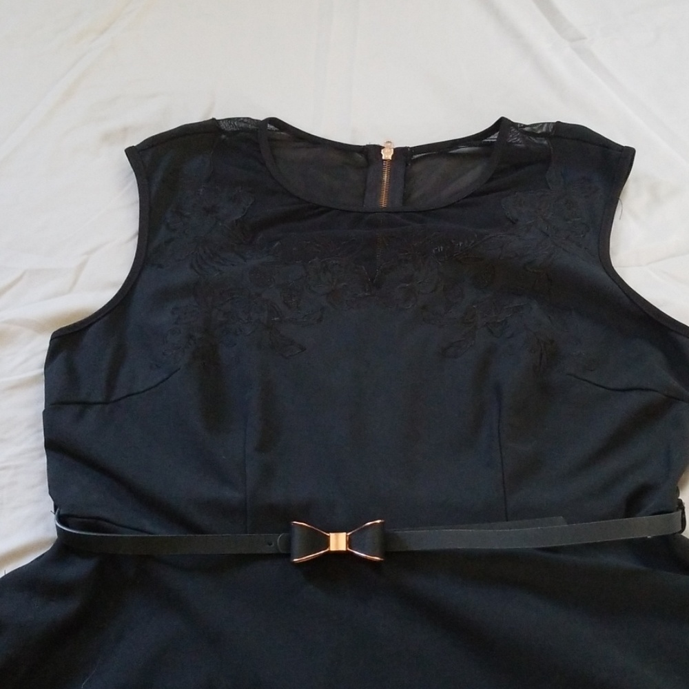 Black sleeveless City Chic dress